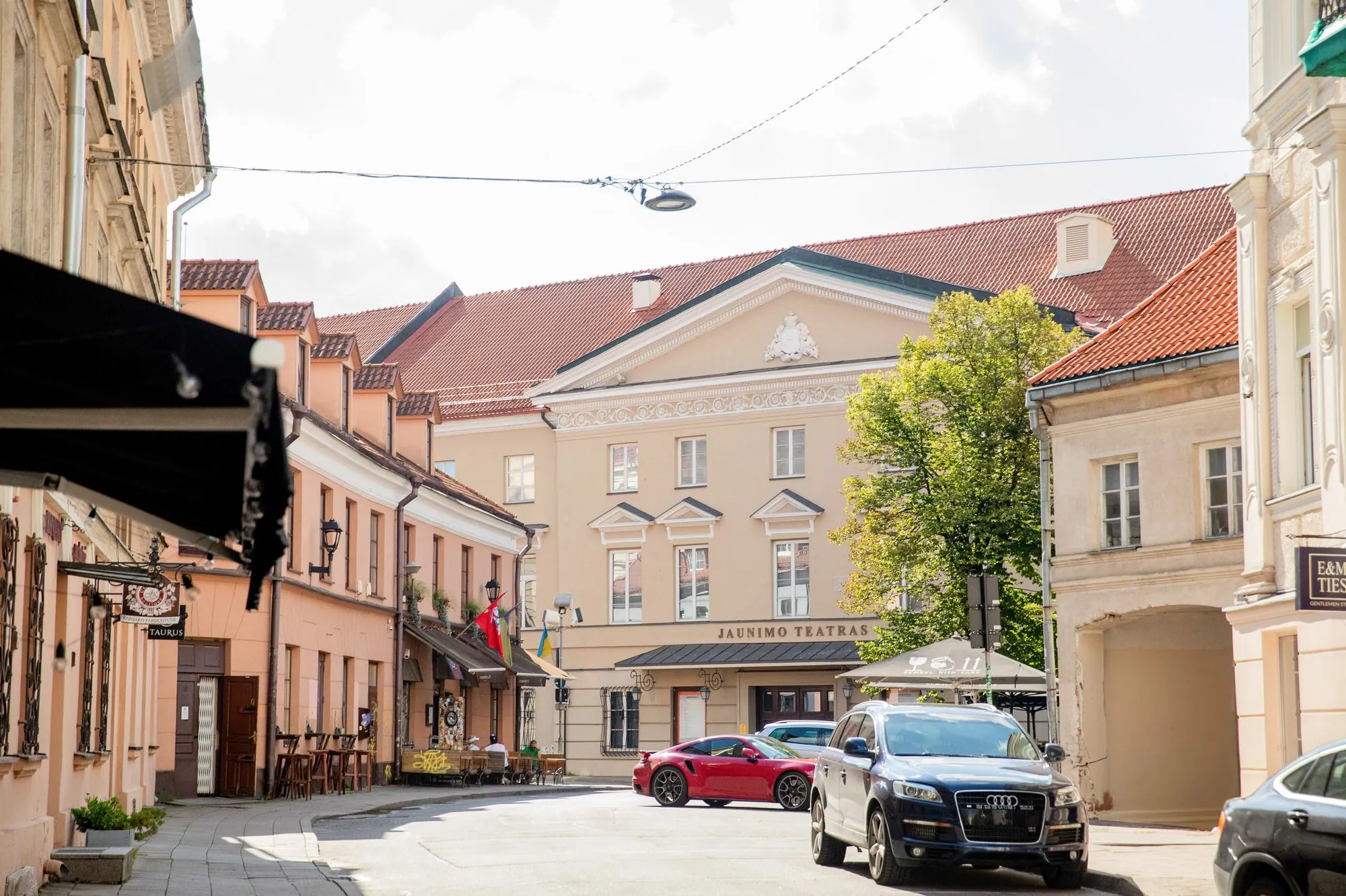 Etmonų gatvė ir aplinkiniai Senamiesčio namai